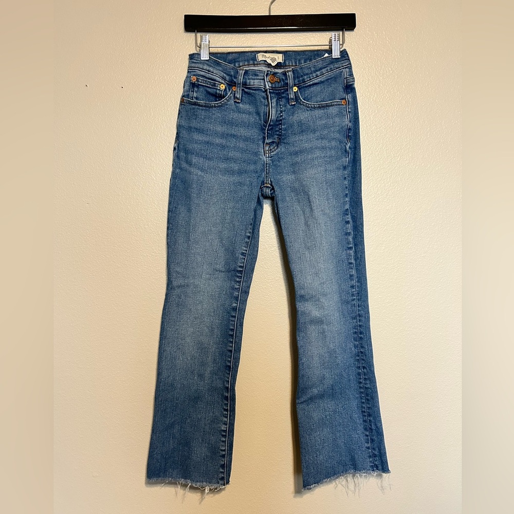 Madewell Women's Straight Leg Frawed Hem Jeans Medium Wash 26